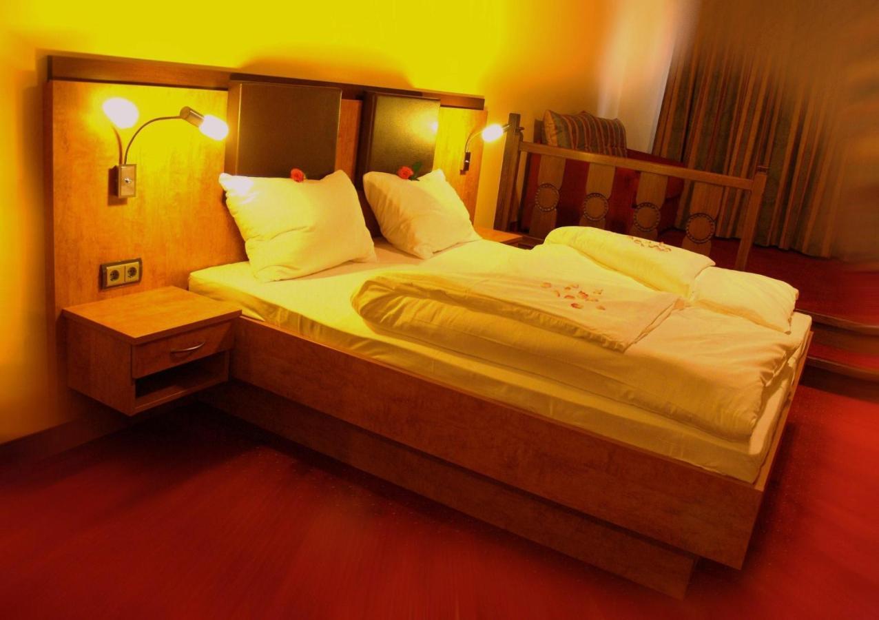 Seehotel Garni Poellmann Zell am Moos Zewnętrze zdjęcie