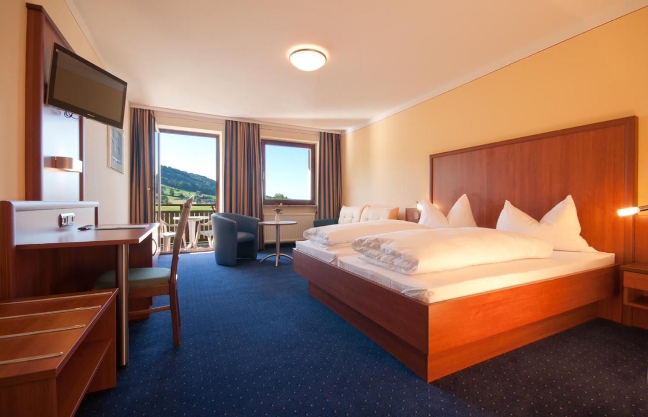 Seehotel Garni Poellmann Zell am Moos Zewnętrze zdjęcie