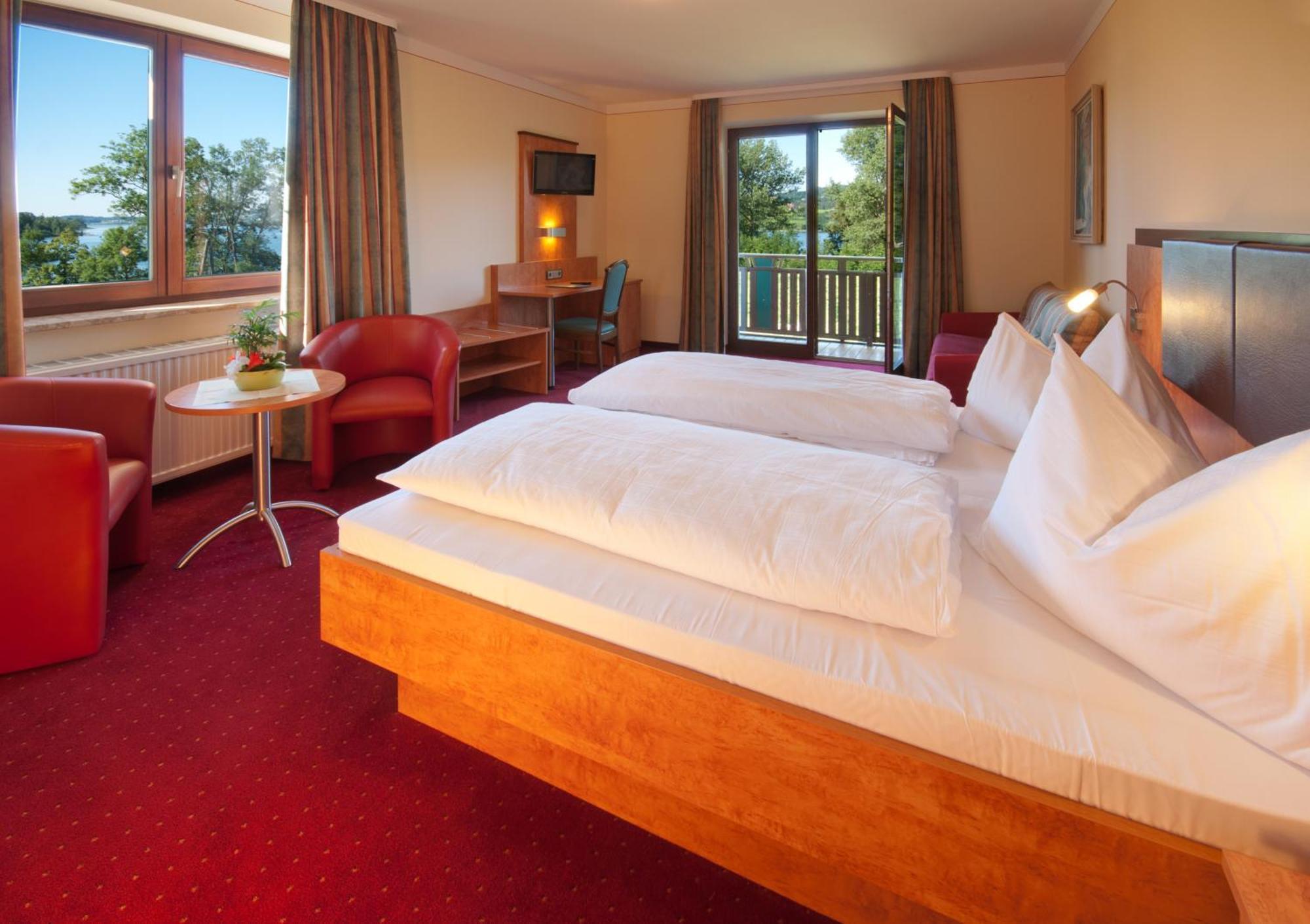 Seehotel Garni Poellmann Zell am Moos Zewnętrze zdjęcie