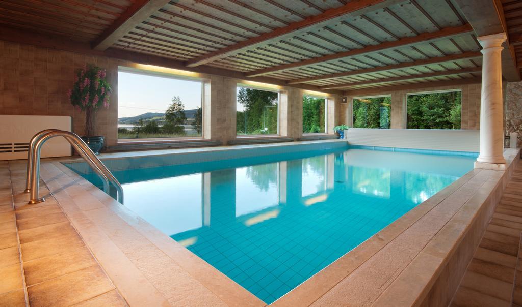 Seehotel Garni Poellmann Zell am Moos Zewnętrze zdjęcie