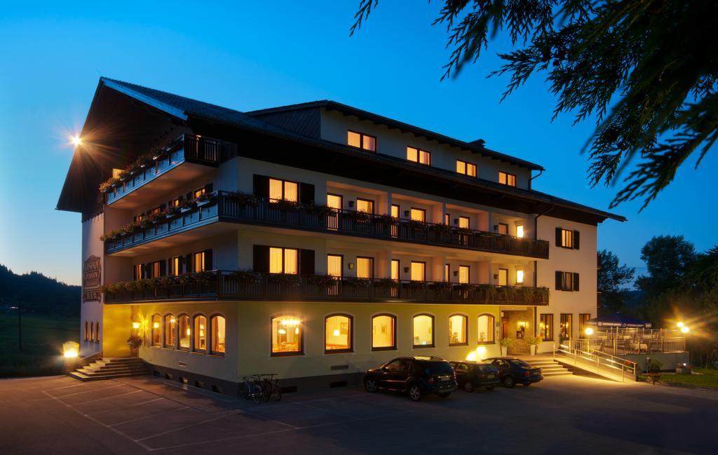 Seehotel Garni Poellmann Zell am Moos Zewnętrze zdjęcie